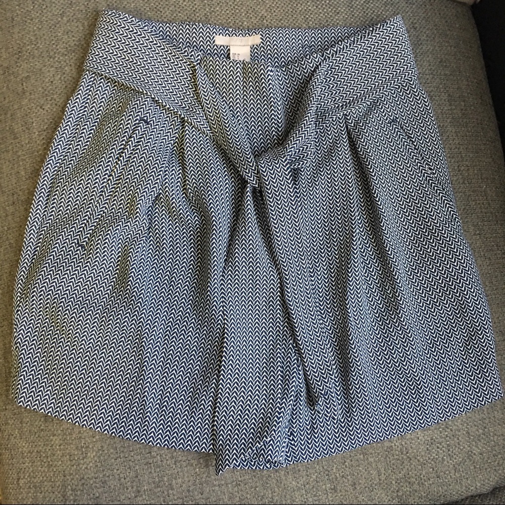  H&M Paper Bag Chevron Navy Shorts